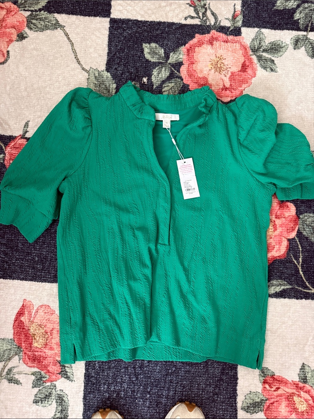 Textured Emerald Green Puff Sleeve Top